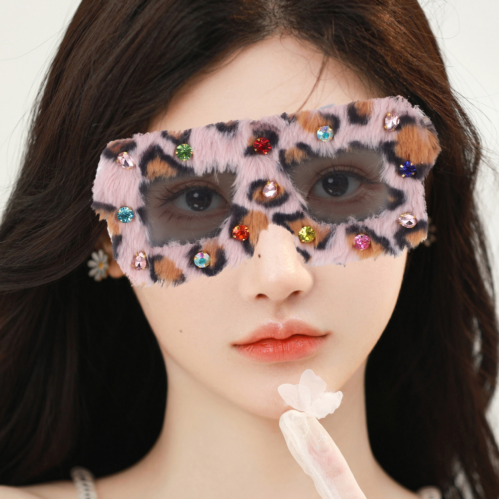 Rhinestone Embellished Masquer - огляд і ціна Cr Touch